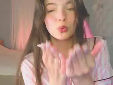 yuna_sunshy from chaturbate