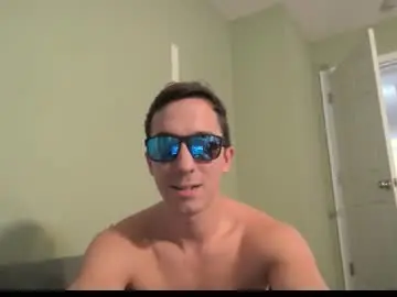 Chaturbate Live Sex Cam of captain_chris8