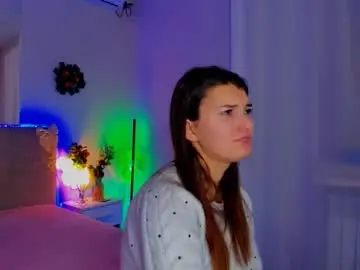 Chaturbate Adult Video Chat of laura__leee