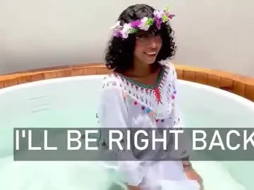 Chaturbate Best live sex cam show of ariella_ruiz