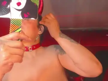 Chaturbate Adult Video Chat of devil_taylorx