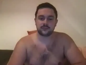 Chaturbate Sex Cam of frenchhornymaan