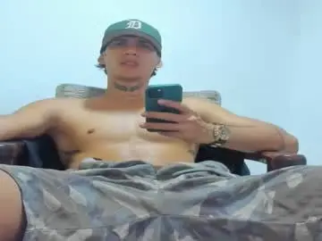 Chaturbate Live Sex Cam of jonryder_