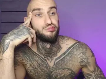 Chaturbate Live Sex Cam of maxi_foxxx