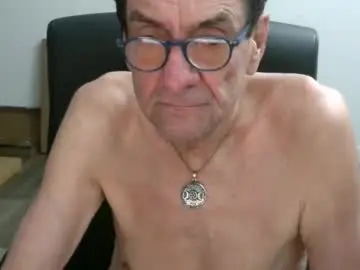 Chaturbate Live Sex Cam of pastelito76