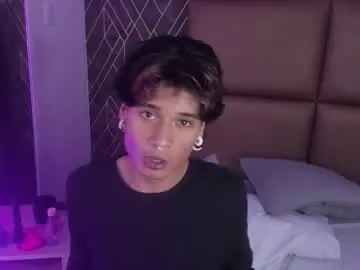 Chaturbate Sex Chat of ronaldthompson_