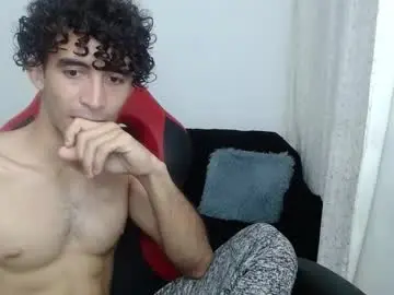 Chaturbate Nude Webcam of caius_fox