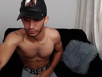 Chaturbate Best live sex cam show of caius_fox