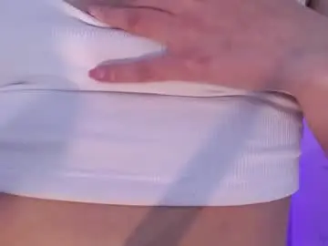 Chaturbate Live Sex Cam of kendall_saenz