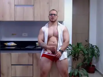 Chaturbate Live Sex of maximussantorini