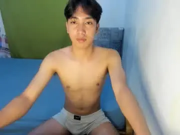 Chaturbate Nude Webcam of tastylicious_kim