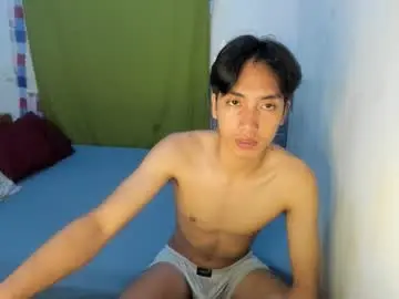 Chaturbate Sex Cam of tastylicious_kim