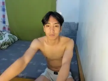 Chaturbate Live Sex of tastylicious_kim