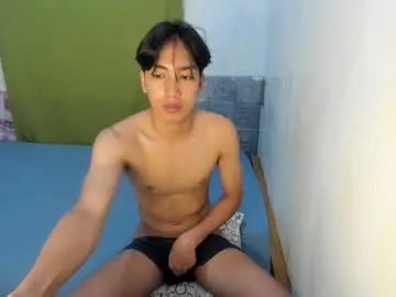 Chaturbate Adult Video Chat of tastylicious_kim