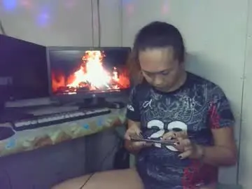 Chaturbate Live Sex Cam of hottestkera69