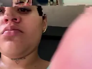 Chaturbate Live Sex Cam of melodysnow