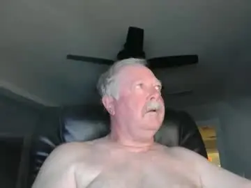 Chaturbate Best live sex cam show of oldlakeguy