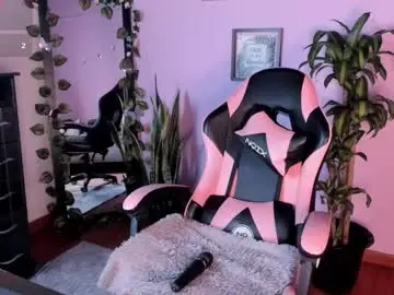 Chaturbate Watch Live Sex Cams of kenia_thompson01