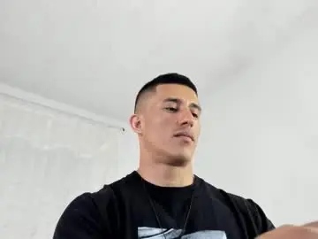 Chaturbate Best live sex cam show of muscle_man07