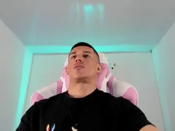 Chaturbate Live Porn of muscle_man07