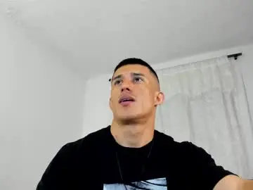 Chaturbate Live Porn of muscle_man07