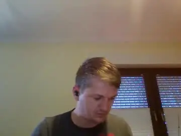 piercingsxxx from chaturbate