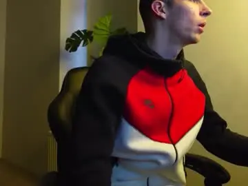 ryan_dozer from chaturbate