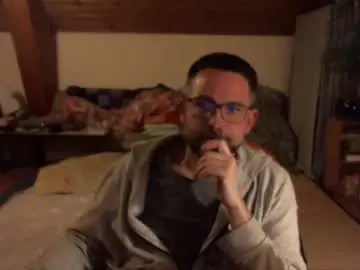 Chaturbate Best live sex cam show of supersquirrel81