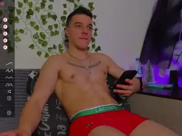 Chaturbate Live Sex Cam of bravo_maestro