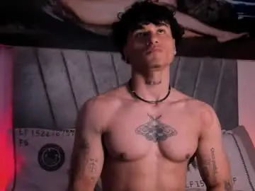 Chaturbate Watch Live Sex Cams of thomas_fit1