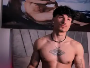 Chaturbate Live Sex Cam of thomas_fit1