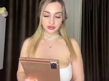 Chaturbate Adult Webcam of albertinadez