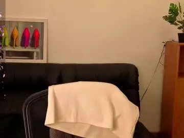 Chaturbate Sex Cam of alianna_solo_kiss