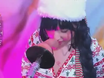 Chaturbate Adult Video Chat of hinata_dolly