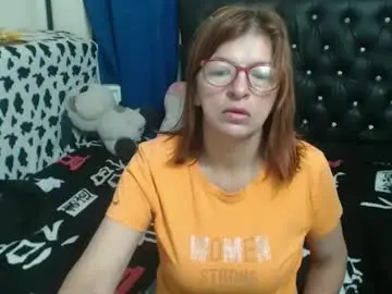 jellyfishhot from chaturbate