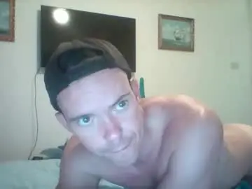 Chaturbate Live Sex Cam of liamrosezn