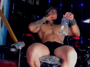 Chaturbate Adult Video Chat of thebeastmaster_