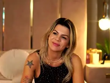 Chaturbate Live Sex Cam of camillastarr