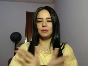 Chaturbate Watch Live Sex Cams of saraconnorxx