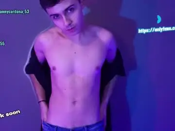 Chaturbate Free Porn Cam of aron__cooper