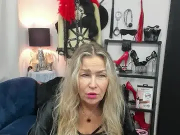 Chaturbate Best live sex cam show of crystalxohotty