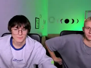 Chaturbate Nude Webcam of xevier_loyd