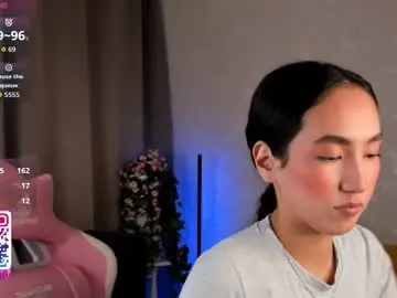 Chaturbate Nude Webcam of kira_lilian