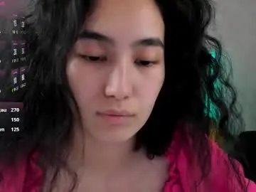 Chaturbate Adult Video Chat of kira_lilian