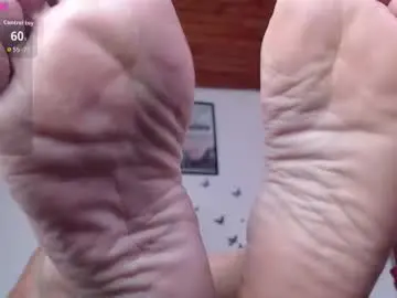 Chaturbate Live Sex Cam of mature_liaa