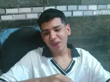 Chaturbate Live Sex of santiago_foxx