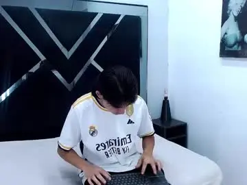 tom_0002 from chaturbate