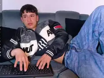 Chaturbate Sex Chat of twink_daren