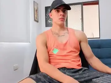 Chaturbate Best live sex cam show of ethangreey1