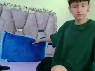 iris_mandarinne from chaturbate